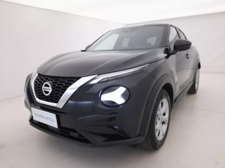 Nissan Juke N-Connecta 1.0 Benzina 114CV Manuale Visione frontale Nissan Juke N-Connecta 1.0 Benzina 114CV Manuale Visione frontale