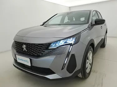 Peugeot 3008 Active Pack 1.2 Benzina 131CV Manuale Visione frontale