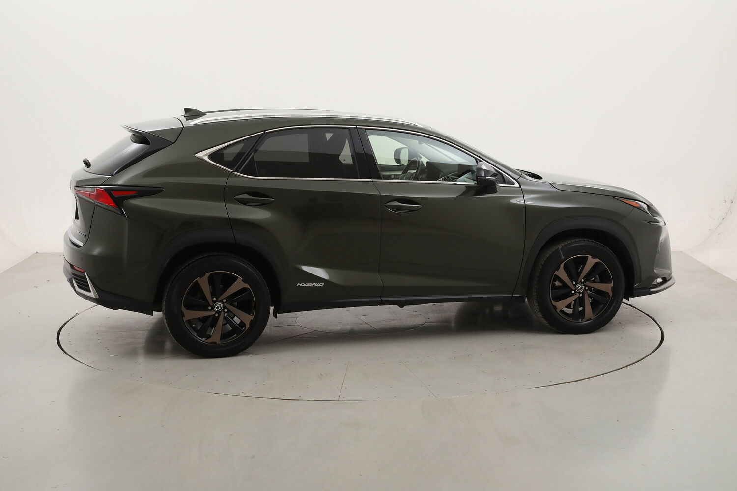 Lexus NX Premium 4WD usata del 2021 con 51.580 km