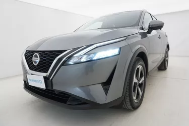 Nissan Qashqai N-Connecta X-Tronic  1.3 Mild Hybrid 158CV Automatico Visione frontale