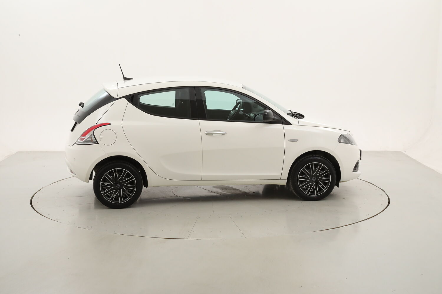 Lancia Ypsilon Gold usata del 2022 con 39.400 km