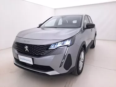 Peugeot 3008 Active Pack 1.2 Benzina 131CV Automatico Visione frontale