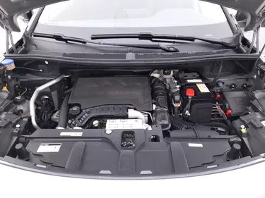 Peugeot 3008 Active Pack 1.2 Benzina 131CV Automatico Vano motore